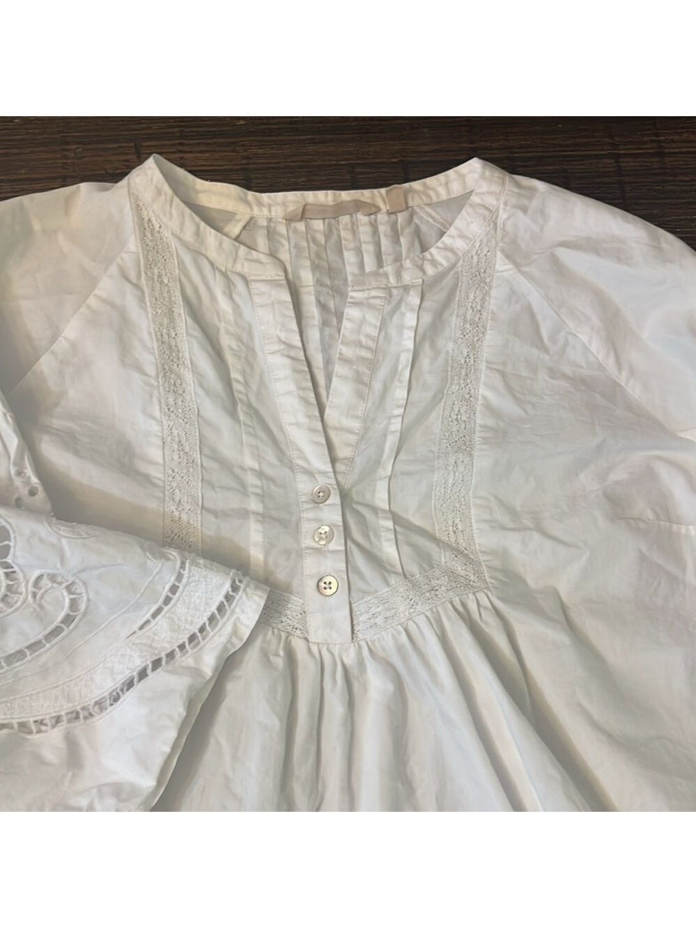 Soft Surroundings Flora Eterna White Embroidered Cut Out Tunic Size Large EUC - Picture 4 of 11
